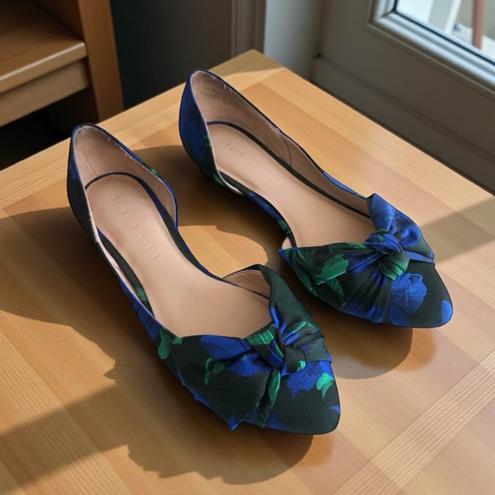 Kelly and Katie Floral Flats with bow detail - Picture 2 of 16